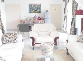 Villa Nianing Confort et Détente，位于Nianing的酒店
