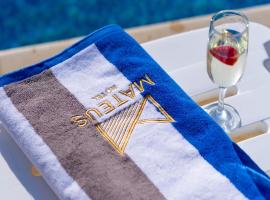 Mateus Hotel & Pool，位于朱尼耶的酒店