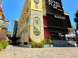 Royal Plaza Inn by RAK Rooms, Calicut，位于科泽科德的酒店