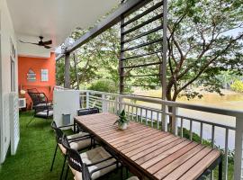 Pico De Loro 2BR Condo Unit，位于纳苏格布的自助式住宿