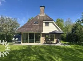 DG1813 Beautiful holiday home for 5 persons at golf course in Havelte
