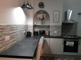 Telford - Apartment - Sleeps 5 - Flat 4