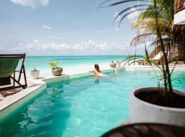 Pili Pili Tropical Beach，位于江比阿的酒店