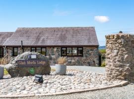 Glan Morfa Lodge Retreat，位于纽伯勒的酒店