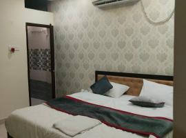 Rapti Inn，位于戈勒克布尔的酒店
