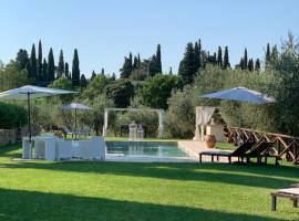 CASA VASARI Holiday Suites TUSCANY，位于卢奇尼亚诺的乡村别墅