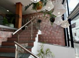 Hostal Residencia Cardona，位于阿雷西费的青旅