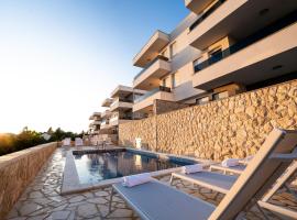 Meridian Pool Residences，位于诺瓦利娅的酒店