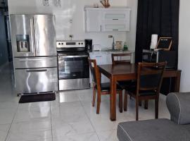 Jobos Luxury Condos，位于Jobos的酒店