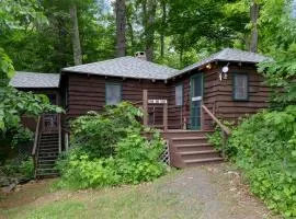 Lovely Four-Bedroom Cabin with Lake Access near Hanover, New Hampshire