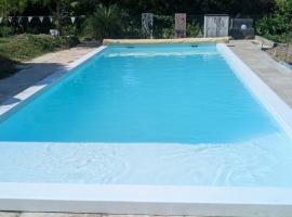 Chez nous à Saint Avertin，位于圣阿韦尔坦的酒店