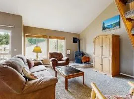 Aspen Village Golf Course Condo - Snowshoes