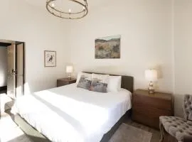 The Signature King with Mountain Views