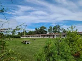 特拉弗斯之家汽车旅馆