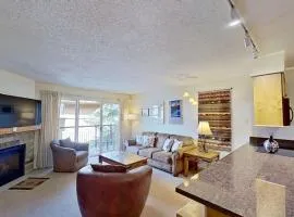 Crestwood 2214 Standard 1 Bedroom