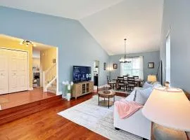 Spacious 3BR w Yard Near Naperville, Chicago