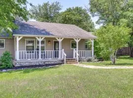 3 Mi to Boerne Lake Getaway with Deck and Yard!