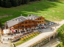 Grossberghütte，位于马兰扎的酒店