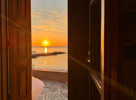 KalyvaSuite，位于Avlákia的酒店