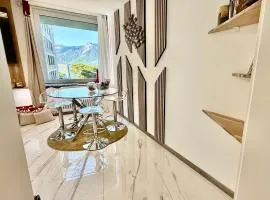 13 Lake View, Family central modern app