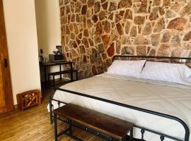 El Callejón ORO，位于雷亚尔卡托尔塞的酒店