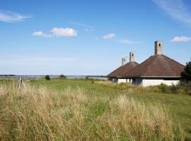 5 person holiday home on a holiday park in Karrebæksminde，位于Karrebæksminde的酒店