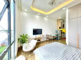 Dr 501 Modern studio with city view and kitchen