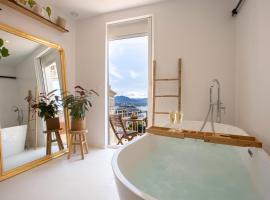 Sublime, hyper-centre d'Ajaccio, avec Spa, Sauna, Vue mer & Plage à 3min，位于阿雅克修的酒店