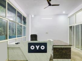 Hotel O VIRAT HOTEL AND RESORT，位于勒克瑙的酒店