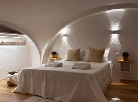 SUITE DELLA PIAZZA - Private & Exclusive Location，位于滨海波利尼亚诺的酒店