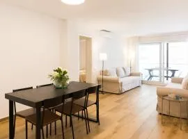 Apartamento con Piscina a 100 M de la playa