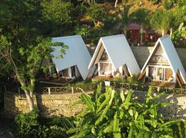 Happy Komba Lodge，位于Ampasindava的酒店