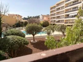Magnifique Appartement, Piscine, Proche gare
