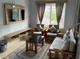 Tibet Holiday Home，位于库斯哈尔纳加尔的酒店