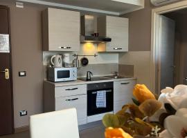 Appartamenti la Piazzetta vicino a Firenze，位于锡尼亚的酒店