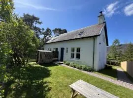 Holiday Home 2 Railway Cottage by Interhome