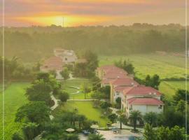 Resort De Coracao - Corbett , Uttarakhand，位于兰纳加的酒店