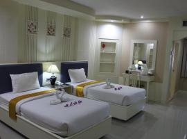 โรงแรมเดอะริช พระราม 5，位于Ban Chek的酒店