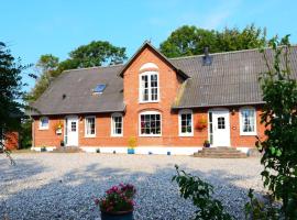 Ländliche, Ruhige Ferienwohnung Nahe Der Nordsee，位于菲耶里茨莱乌的酒店