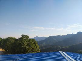 Double Snow View Valley Villa，位于穆克缇斯瓦的酒店