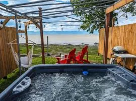 Chalet #10 - Spa & Fireplace