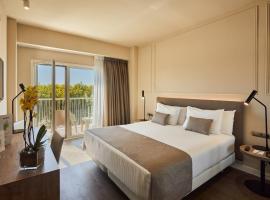 Silken Turcosa 3 Sup，位于卡斯特利翁-德拉普拉纳的带停车场的酒店