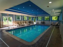 Quality Inn & Suites Danbury near University，位于丹伯里的酒店