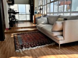 Beautiful Loft 10 minutes from AIFA，位于San Pedro Atzompa的酒店