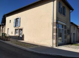 Gîte rénové à Nonsard-Lamarche près du lac de Madine, animaux admis, 4 pers - FR-1-585-173，位于Nonsard的酒店