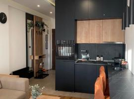 NLux Nest，位于科帕奥尼克的带泳池的酒店