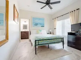 Private Bedroom with Bath & Pool Access in Peaceful Port Saint Lucie