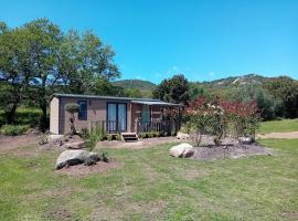 Bungalow de charme pr&egrave;s de Santa Giulia，位于维琪奥港的木屋