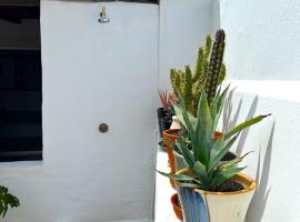 Casa MIALMA LANZAROTE，位于Conil的酒店