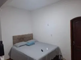 Casa espaçosa bem localizada